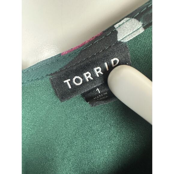 *Flawed Torrid Midi Chiffon Wrap Dress Green Floral Missing Belt Plus Size 1 1X - Picture 8 of 15